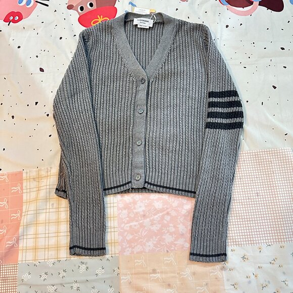 Onitsuka Tiger by Asics Other - Onitsuka Tiger Classic White Sneakers With Blue And Red Contrast Stripes